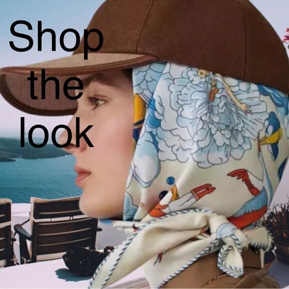 VINTAGE 100% SILK SCARF WITH STUNNING SCENES - Picture 1 of 6